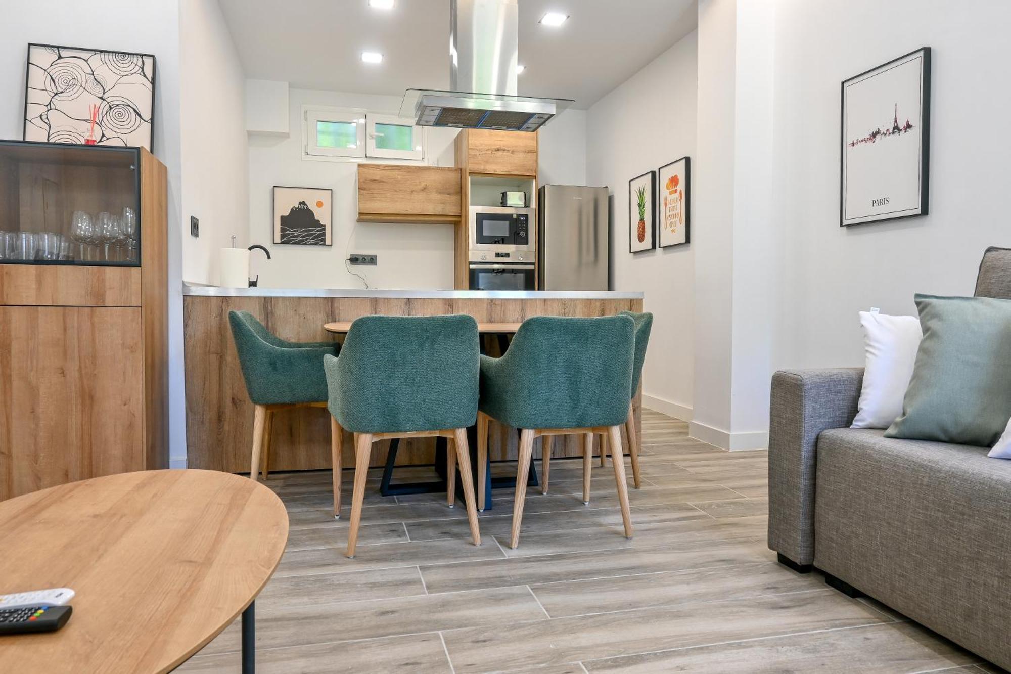 Apartamento For Bonito Temporal De Dos En Hortaleza Boy5 Madrid